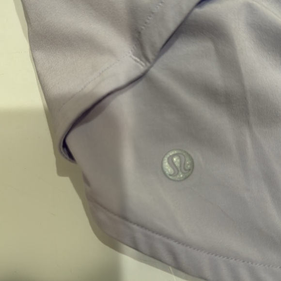Lululemon shorts - Picture 4 of 8